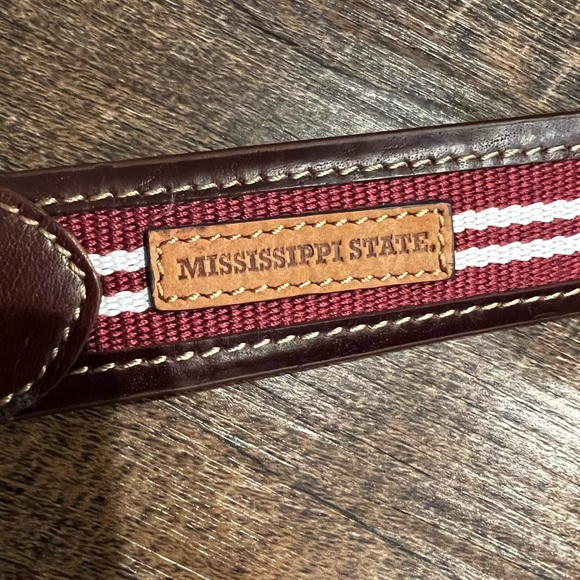 Jack Mason Men’s 36 Mississippi State Leather Belt - Picture 3 of 3